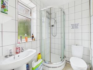 Photo 18- click for photo gallery